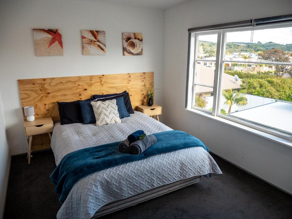 Surf N Stay Whangamata Buitenkant foto