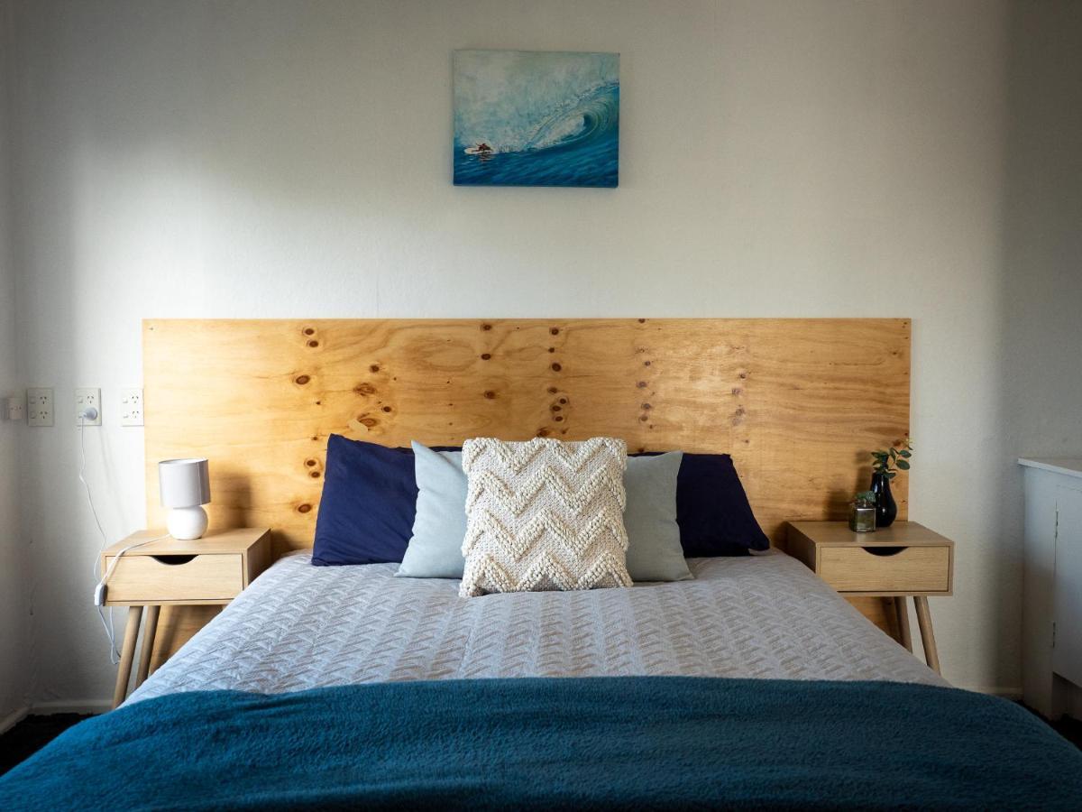 Surf N Stay Whangamata Buitenkant foto