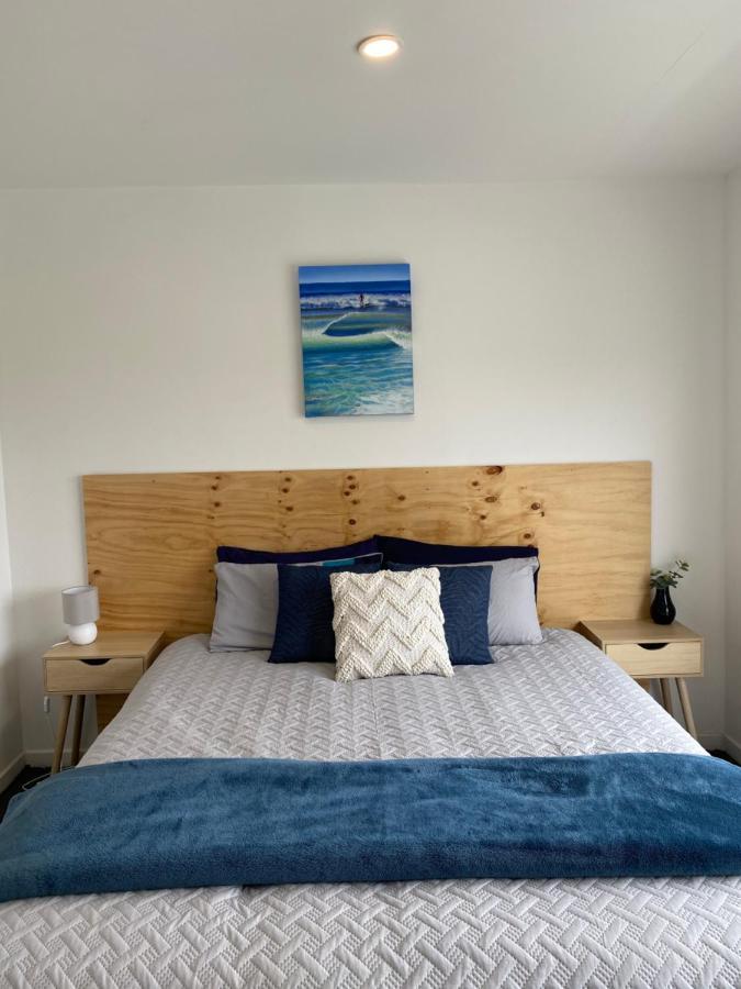 Surf N Stay Whangamata Buitenkant foto
