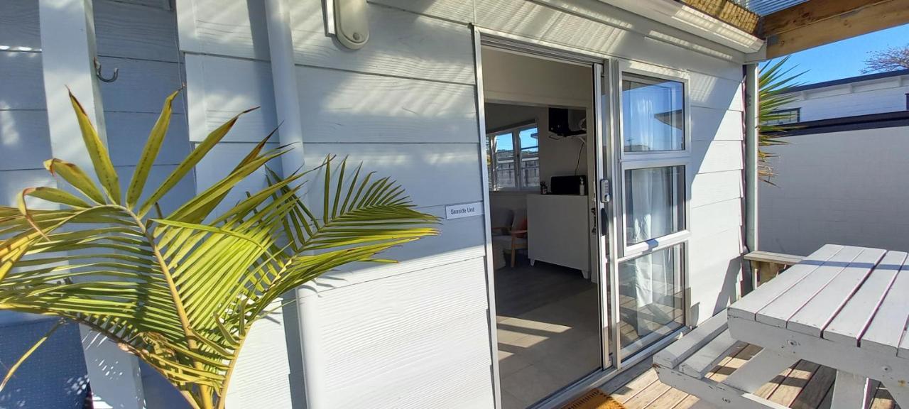 Surf N Stay Whangamata Buitenkant foto