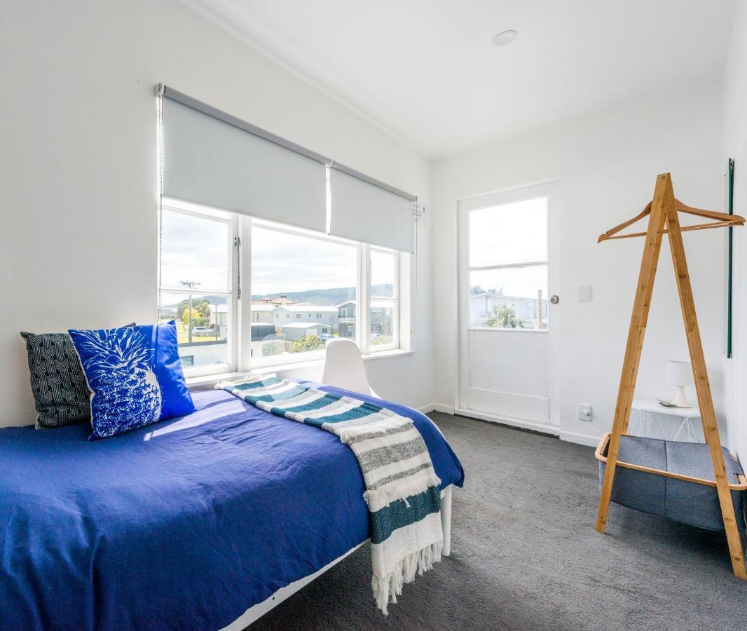 Surf N Stay Whangamata Buitenkant foto