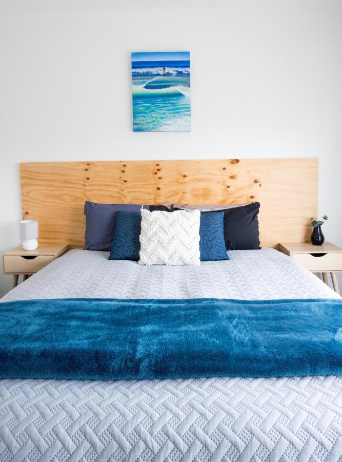 Surf N Stay Whangamata Buitenkant foto